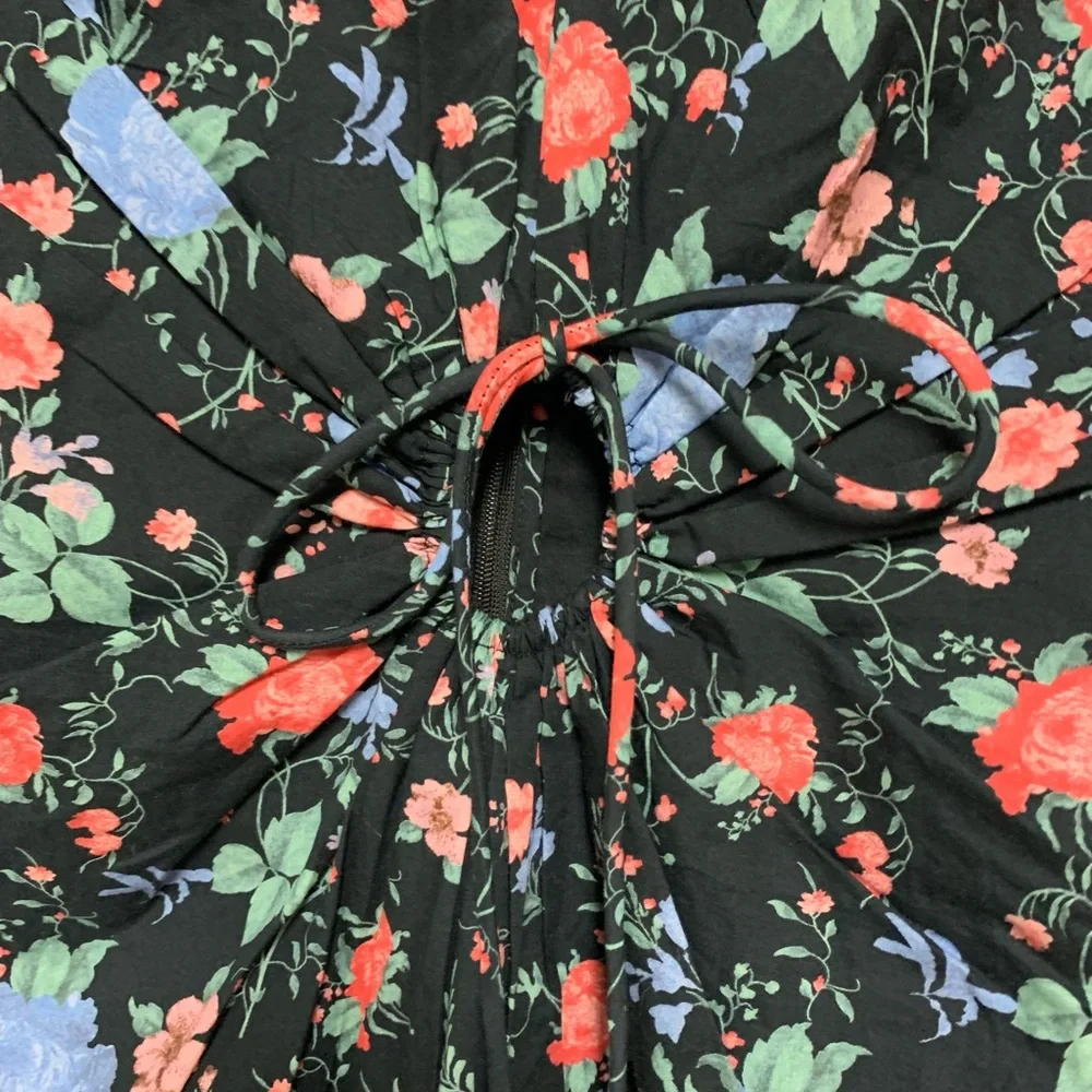 NEW Anthropologie Maeve Black Floral Peep Hole Puff Sleeve Mini Dress Size M - Picture 4 of 9